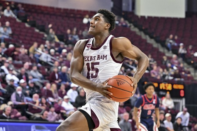At Missouri, Texas AM goes for eighth straight win