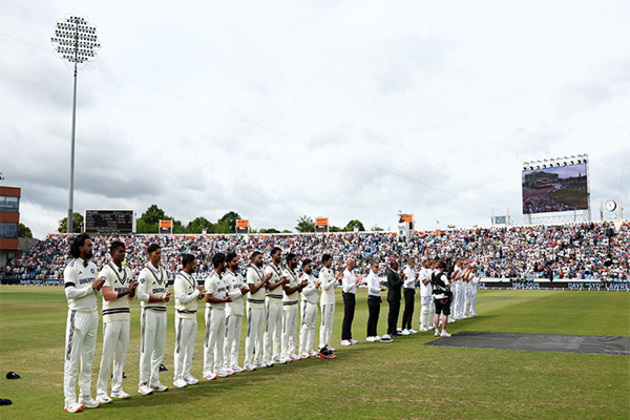 India, England players wear black armbands to pay tribute to David 'Syd' Lawrence