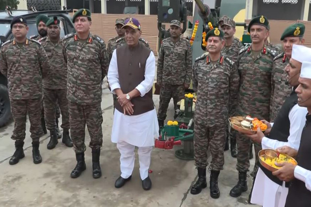 Defence Minister performs Shatra Pooja at Bhuj Military Base in Kachchh, inspects L-70 AD Gun used in Op-Sindoor
