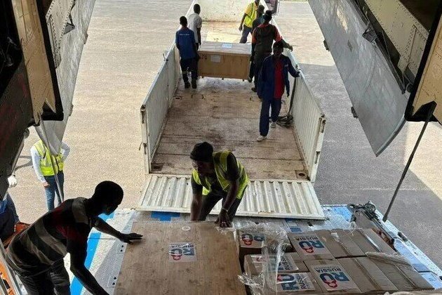 Russia delivers aid to flood-hit Mozambique 
