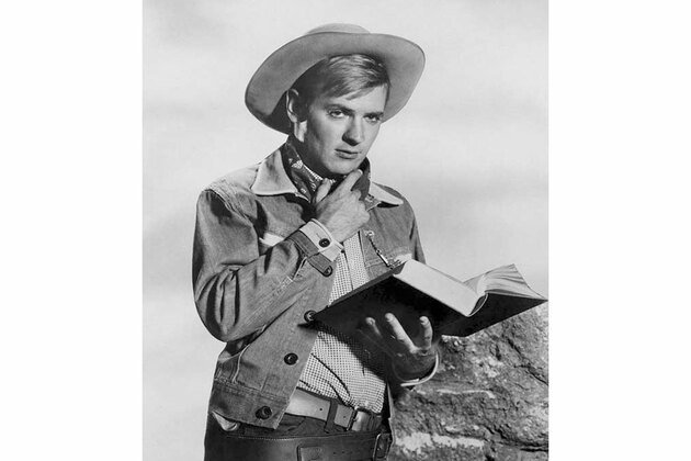 Veteran actor Will Hutchins passes away at 94