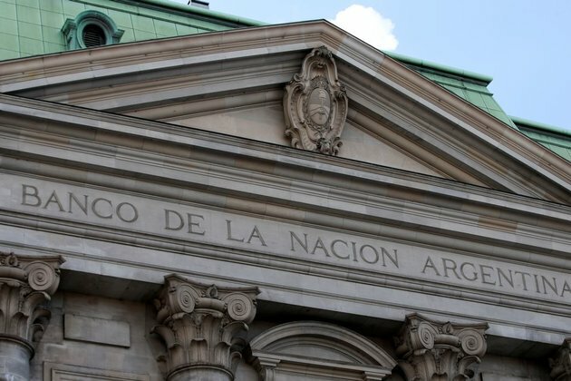 Argentina Unveils New Measures to Shield Peso as Inflation Quickens