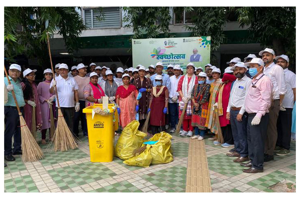 Department of Drinking Water and Sanitation, Ministry of Jal Shakti observes Swachh Bharat Diwas with Shramdaan
