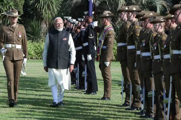 PM Modi accorded ceremonial welcome, Guard of Honour in Australia