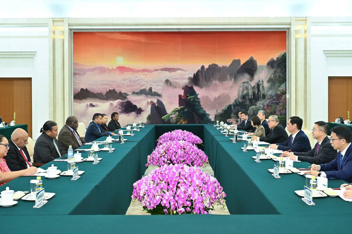 CHINA-BEIJING-LI HONGZHONG-PACIFIC ISLAND COUNTRIES-DELEGATION OF POLITICIANS-MEETING (CN)
