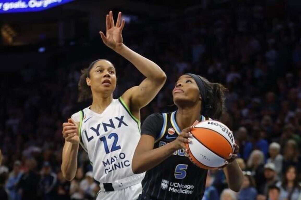 Sky rebound from first loss with road victory over Lynx