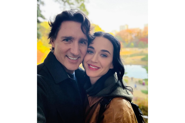 Katy Perry makes it Instagram official with Justin Trudeau? Check vacay pics