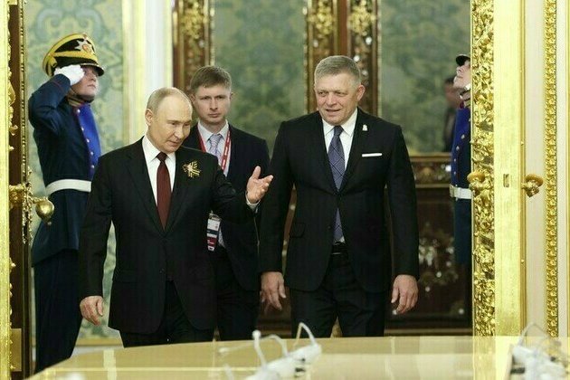 Slovak PM slams Western Iron Curtain in talks with Putin
