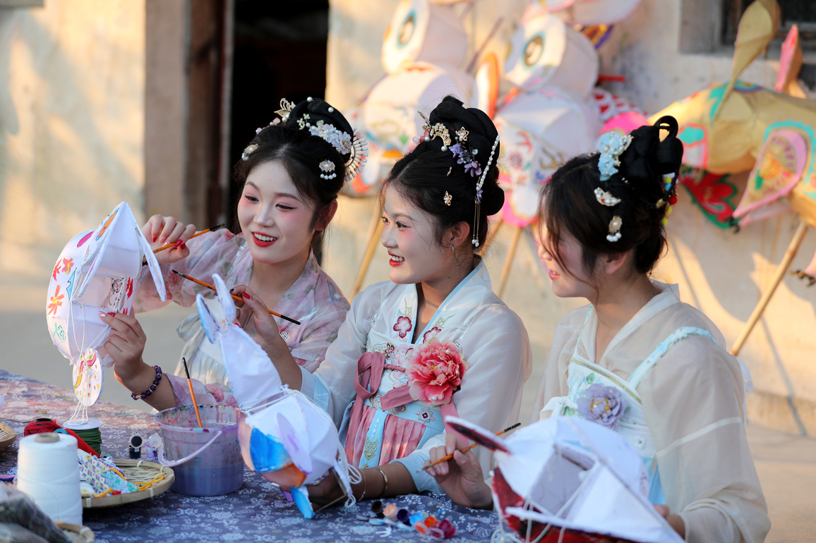 (AmazingAnhui) CHINA-ANHUI-MID-AUTUMN FESTIVAL-LANTERNS (CN)