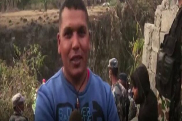 Heard a loud sound, rushed to site, took out buried passengers, say eyewitnesses to Nepal plane crash