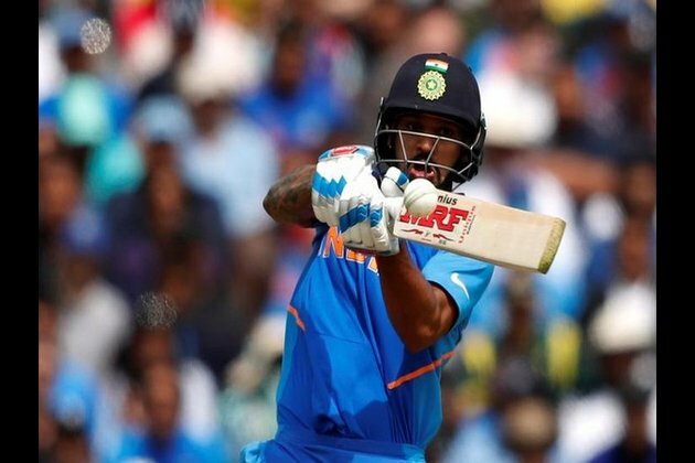 Cricket fraternity wishes Shikhar Dhawan on his 34th birthday!