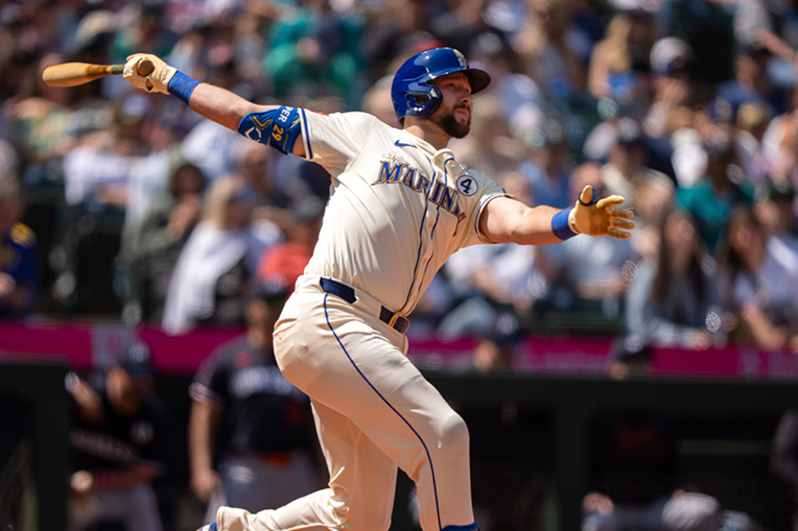 Seattle Mariners' Cal Raleigh posting unprecedented numbers