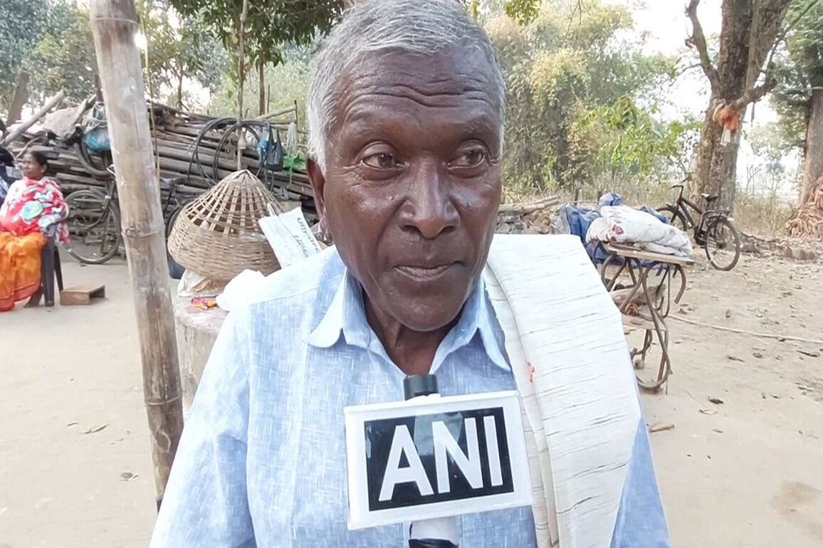 "Heartening to see my efforts appreciated..." Santhali author Charan Hembram on being honoured with Padma Shri Award