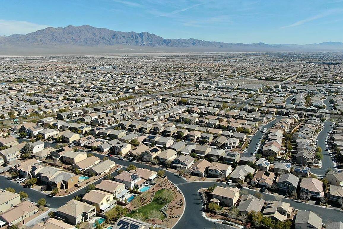 Las Vegas Valley pending home sales post third-largest drop in US, Redfin says - Housing