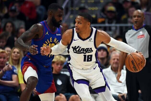 Kings come through late, end 8-game skid at Nuggets' expense