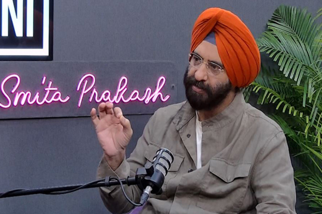 "Sheesh Mahal can be turned into five-star hotel only": takes jibe at Kejriwal, AAP