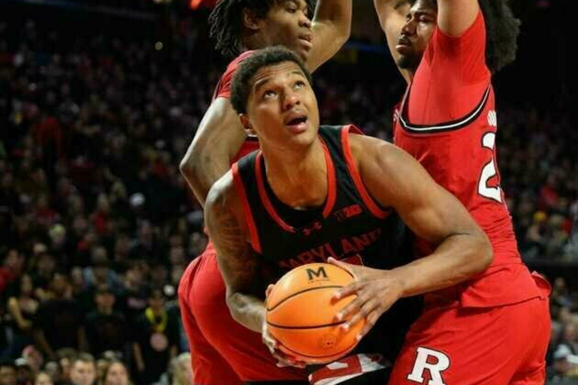 Derik Queen (29 points), No. 18 Maryland handle Rutgers