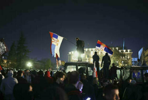 Serbia protesters claim police used 'acoustic weapons'