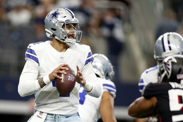 Cowboys favored to extend Raiders' slide on Thanksgiving