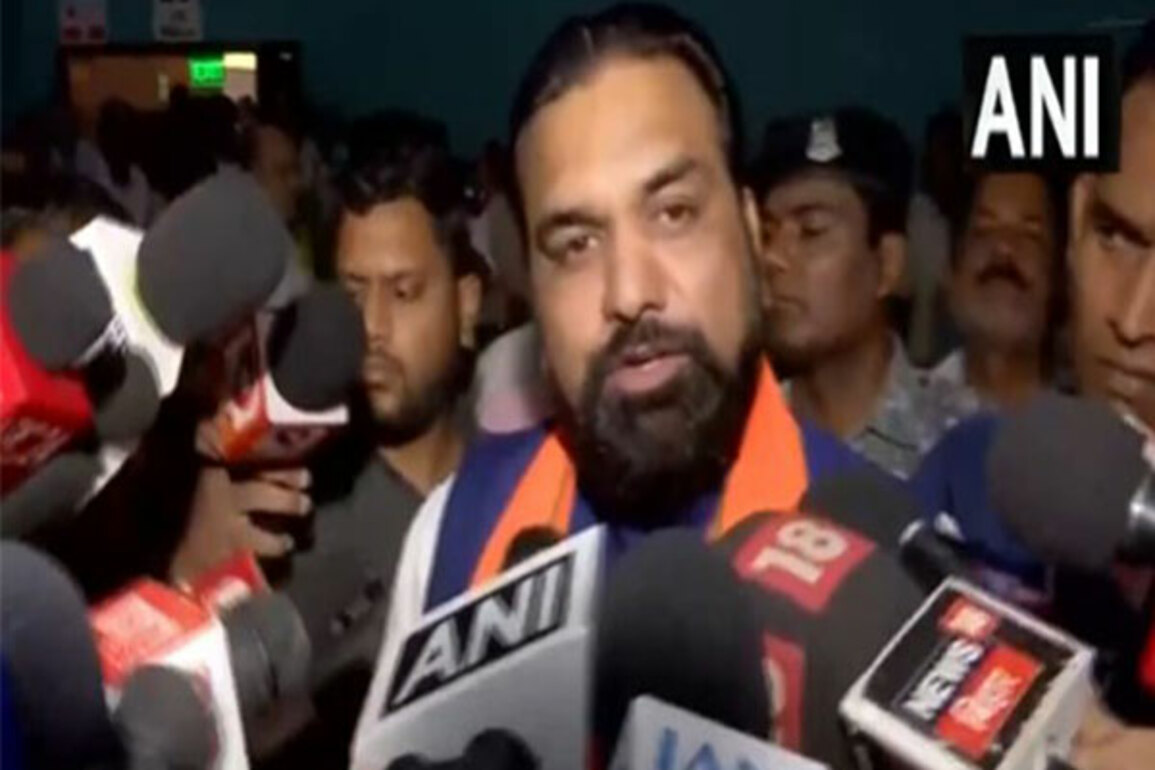 "ECI already asking for Aadhar, opposition just unaware": Bihar Deputy CM on voter list revision in Bihar