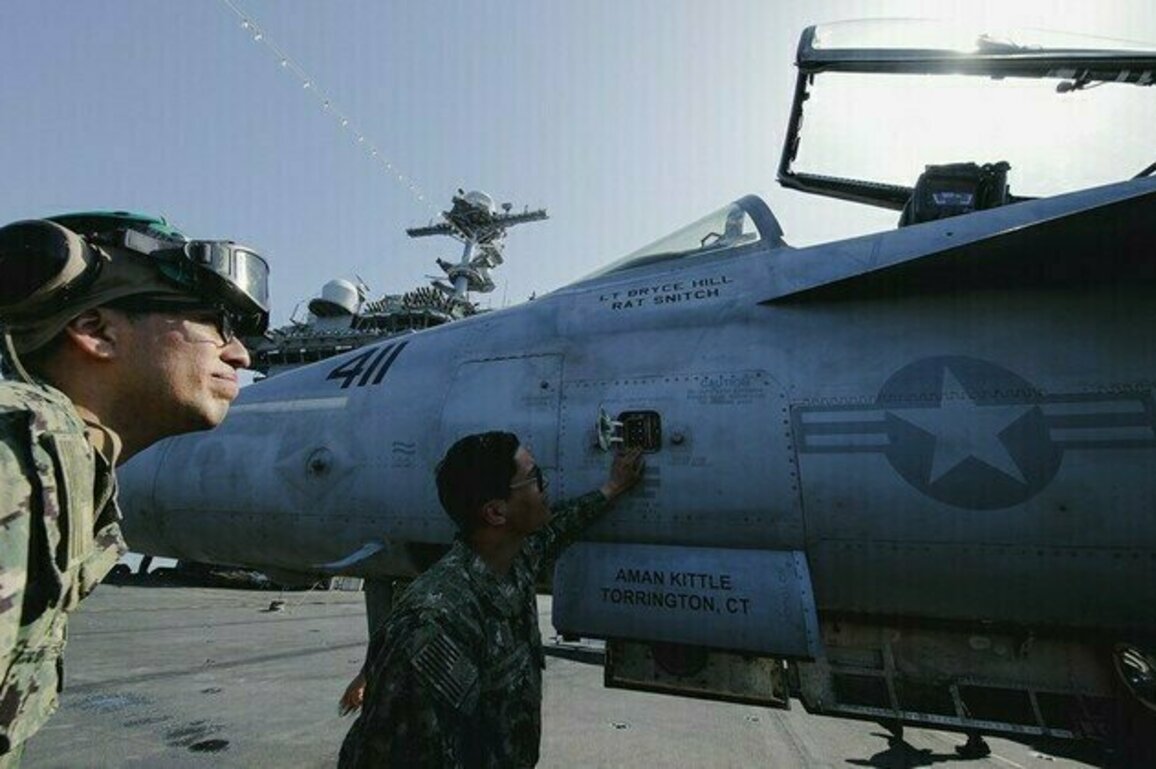US Navy loses warplane during Houthi attack  media