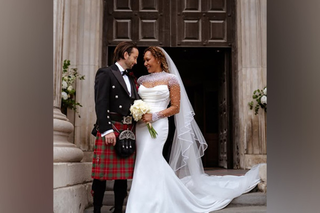 Mel B ties the knot with hairstylist Rory McPhee at London's St. Paul's Cathedral