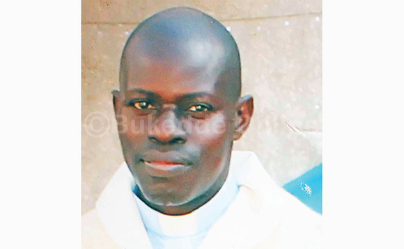 Faaza Ssemogerere eyakkirizza ogw'okuzaala mu muwala atanneetuuka Faaza Ssemogerere eyakkirizza ogw'okuzaala mu muwala atanneetuuka