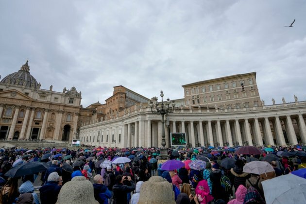 Vatican Unveils New Ethnographic Display of Rwanda Screens