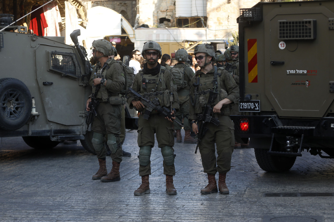 MIDEAST-HEBRON-ISRAELI FORCES-ISRAELI SETTLERS