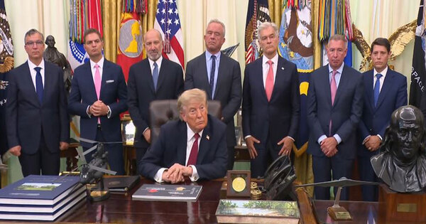 "Very early": Trump brushes off 2028 speculation around Hegseth, calls for focus on midterms