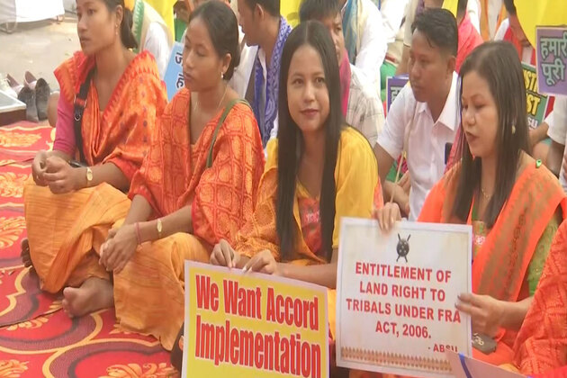 Bodo organisations stage sit-in protest in Delhi, demand implementation of Accord