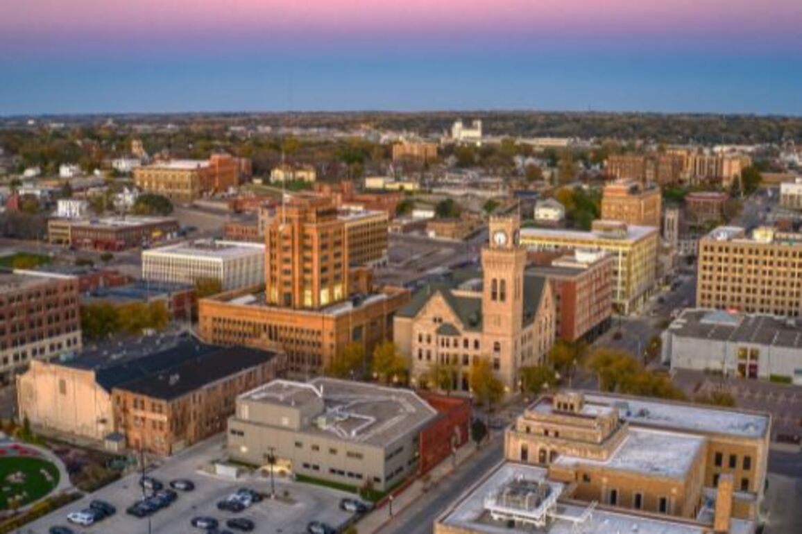 Sinclair Activates 2005 Option For Siouxland Signal