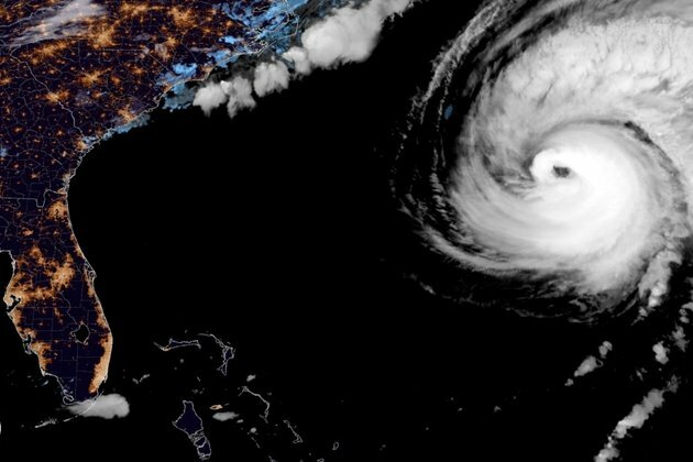 Hurricane Fiona Pulls Away From Bermuda, Heads Toward Canada