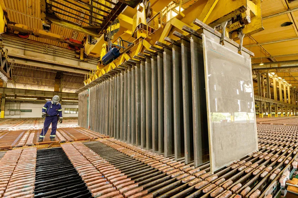 Linha de produção da Paranapanema cobre
