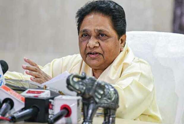 BSP Chief Mayawati blames Railways' 'negligence' for stampede at New Delhi railway station