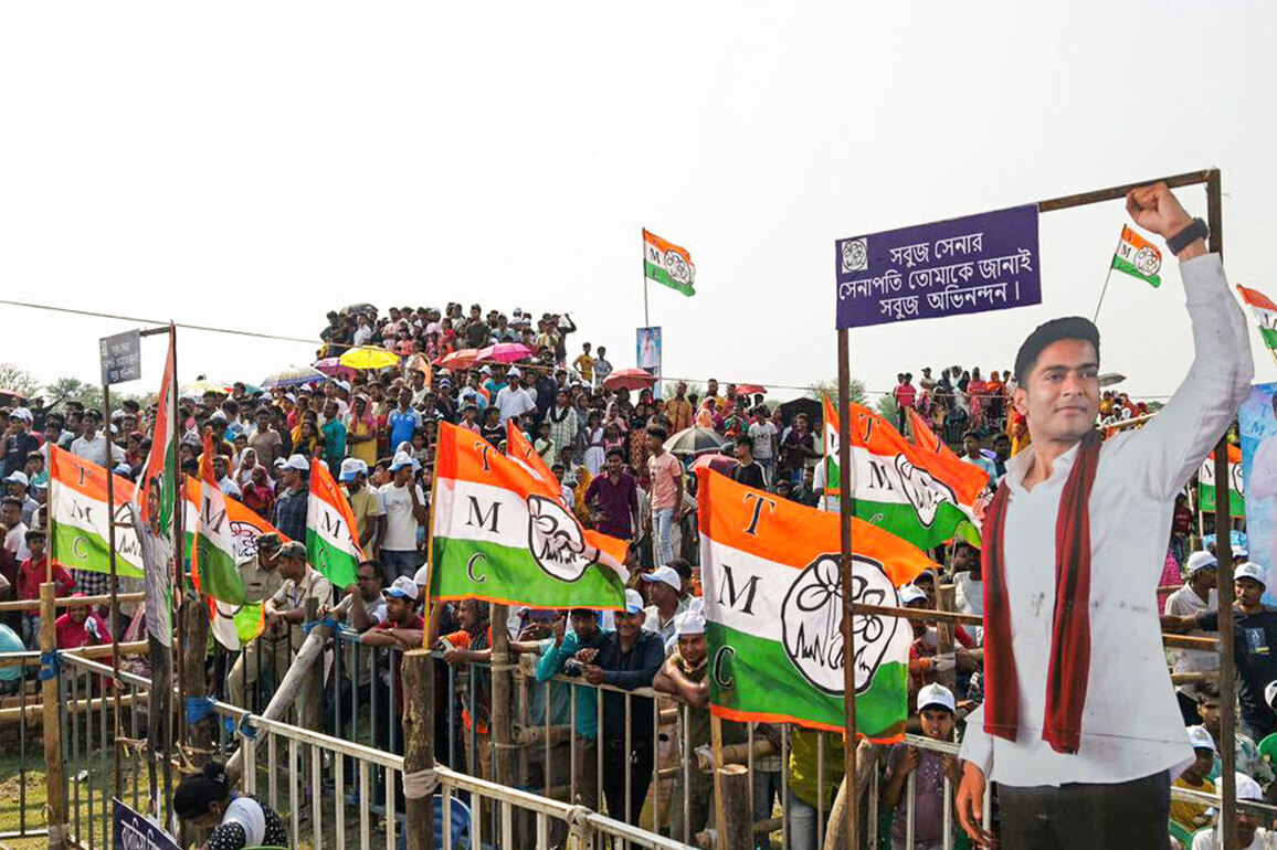 Trinamool accuses EC of instructing police to "target and search vehicles of AITC's leaders and their family members"