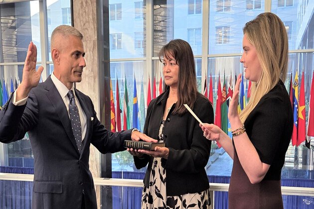 Paul Kapur sworn in as Assistant Secretary at US Bureau of South and Central Asian Affairs