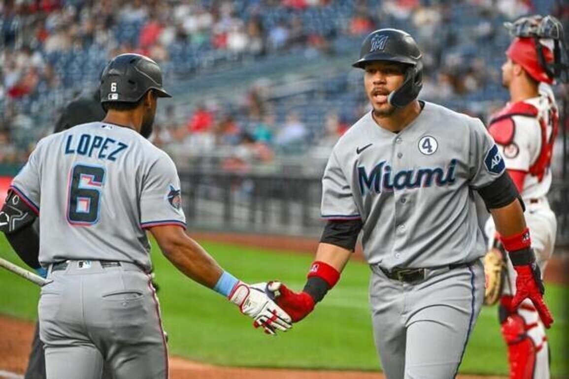 Marlins bash 3 straight homers en route to beating Nationals