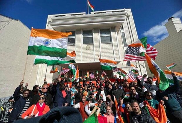 US: Indians gather in solidarity outside Indian consulate in San Francisco after attack