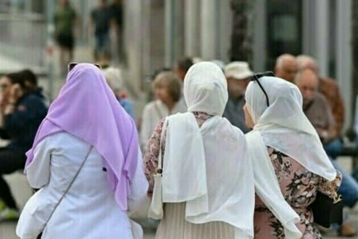 Austria's New Coalition Considers Headscarf Ban for Girls Under 14