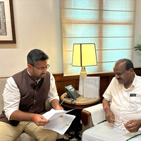 Visakhapatnam MP Sribharath meets Union Steel Minister Kumaraswamy, urges reinstatement of contract workers at Vizag steel plant