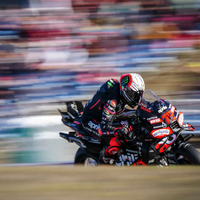 Bezzecchi beats Acosta and Quartararo to bag Portimao pole