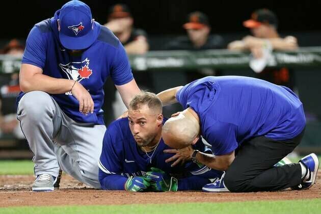 Blue Jays put OF George Springer on concussion list