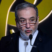 Iran warns it will strike US bases if attacked