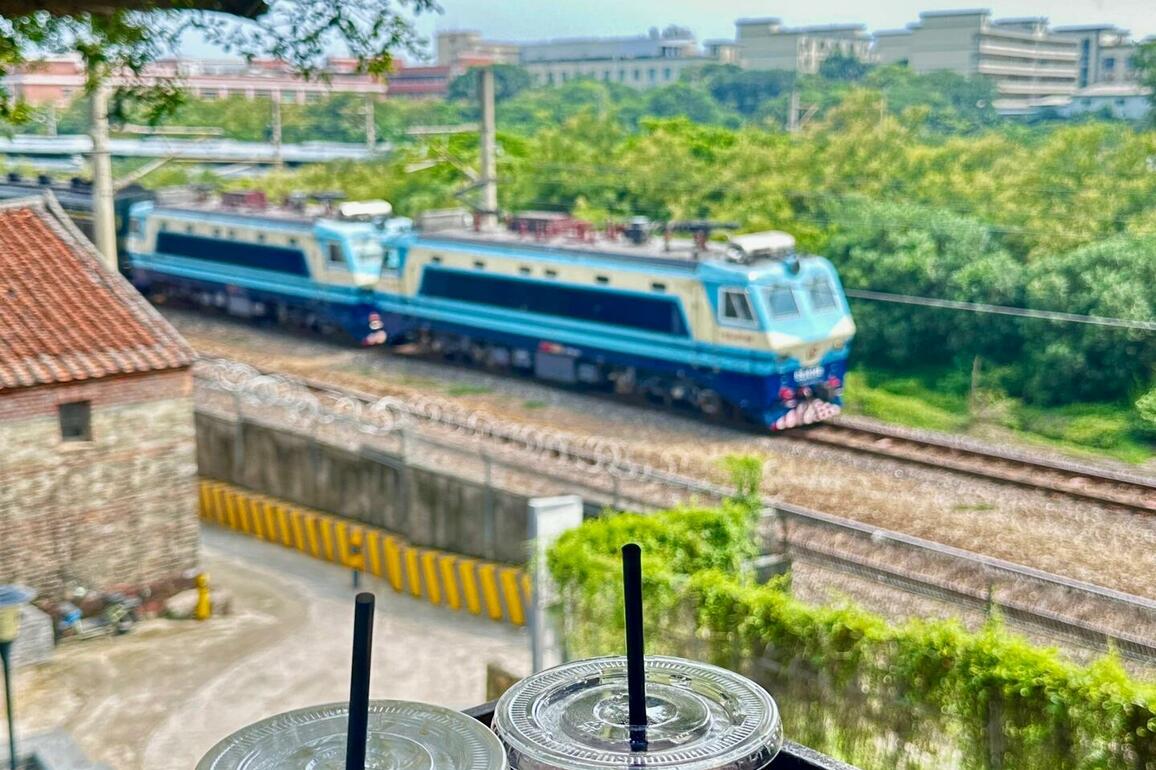 CHINA-GUANGDONG-DONGGUAN-CAFE (CN)