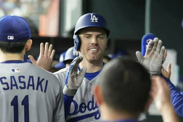 Adolis Garcia's walk-off blast allows Rangers to stun Dodgers