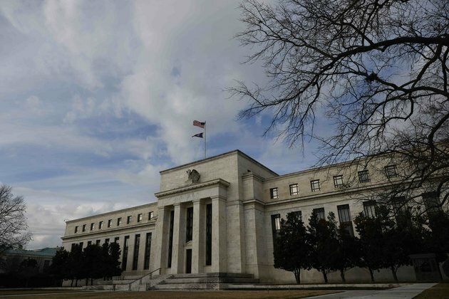 Update: U.S. Fed signals March rate hike to combat surging inflation