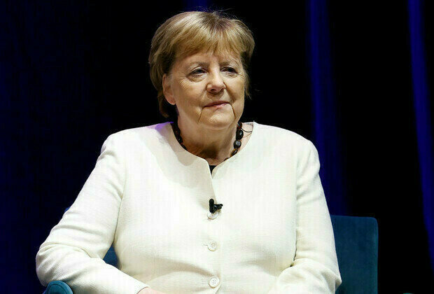 Merkel slams Putinversteher witch hunts