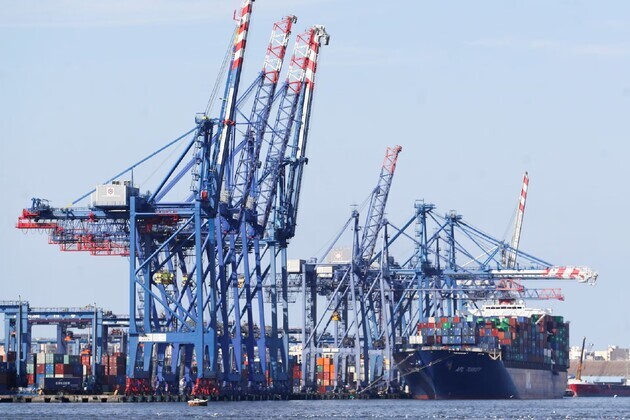 Drone attack triggers explosion on US-owned LNG tanker at Egyptian port