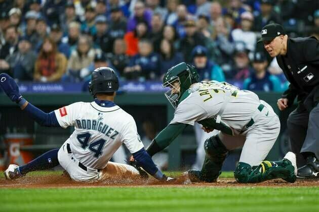 Shea Langeliers homers as A's double up Mariners